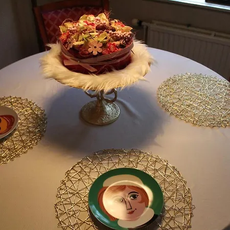 Bed & Breakfast Ons Verwende Nest *